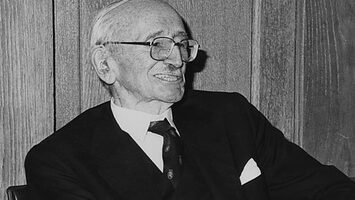 Media Name: 43hayek_vs._beveridge_on_the_welfare_stateintroduction.jpg