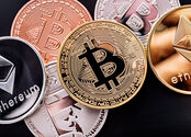 Media Name: cryptocurrency_vs._censorship_.jpg
