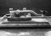 Media Name: samuel_morse_and_the_magnetic_telegraph.jpg